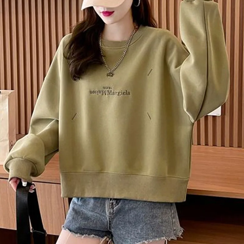 New Autumn Fashion Trend Design Sense Solid Color Loose Reducing Age Round Neck Versatile Casual and Simple Women\'s Sweater