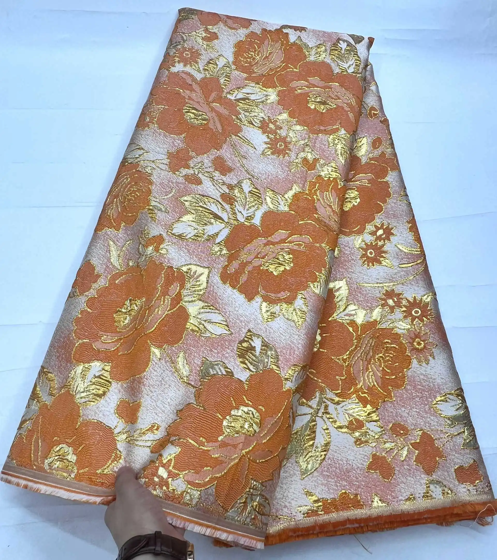 

Nigerian African High-Quality French Jacquard Brocade Lace Fabrics 5 Yards Gilded for Women's Party Dresses HD13