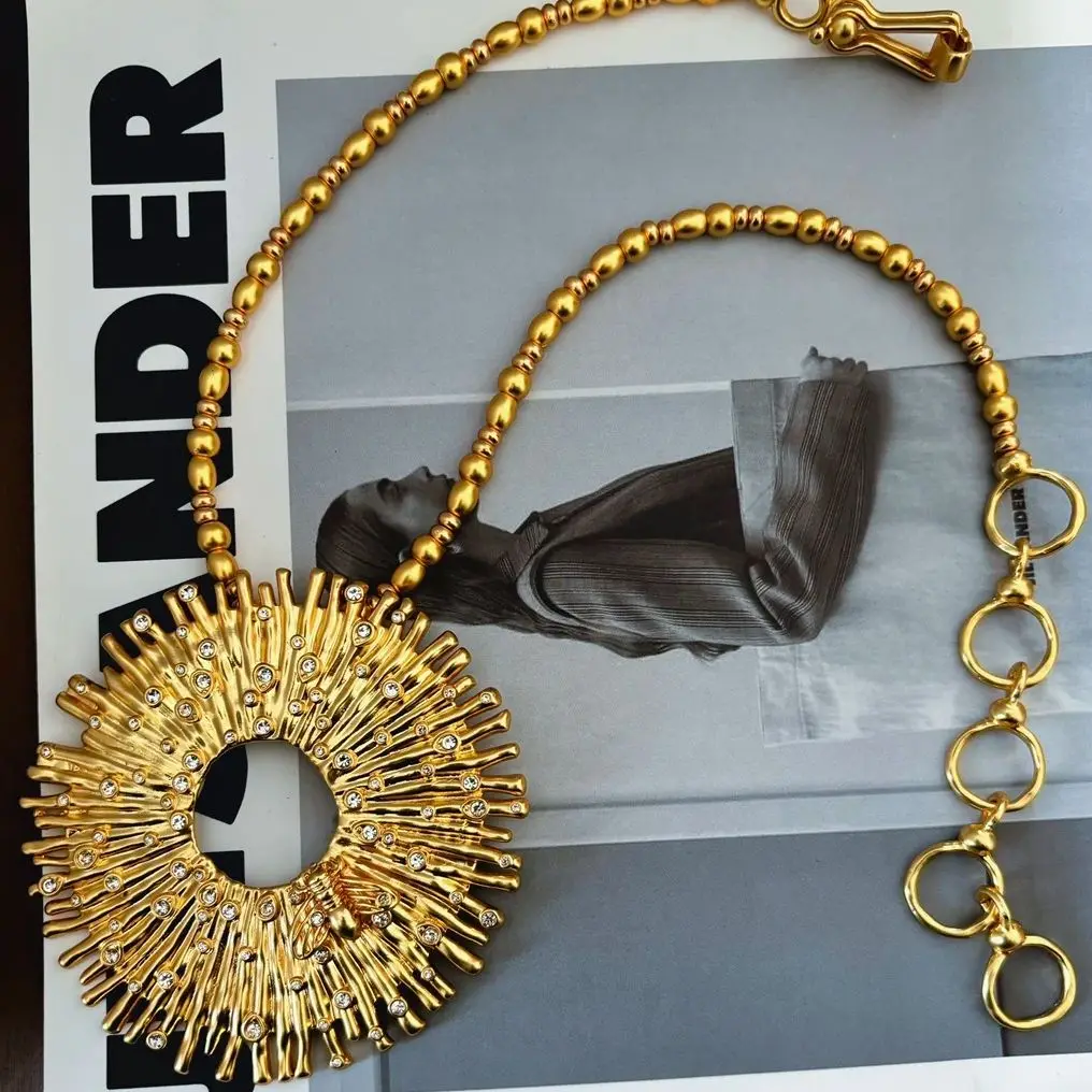 

Surrealism Facial Features Series High-End 3D Skeleton Brass Necklace, High-Quality Fashion Jewelry Gift