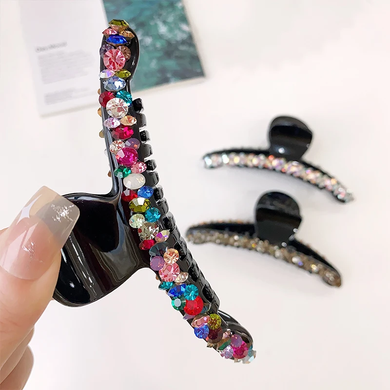 エレガントな大型カラフルラインストーンヘアクロウクリップシャーククランプ女性用ヘアアクセサリースタイリッシュな韓国風ファッションジュエリー