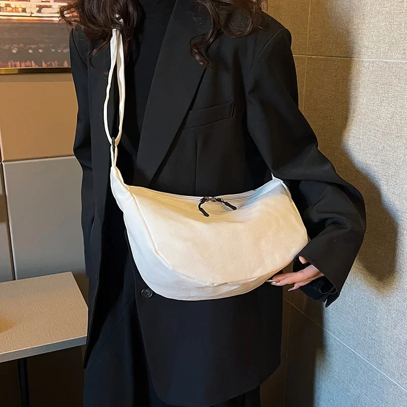 

Korean Casual Art Oxford Cloth Ins Canvas Contrasting Color One Shoulder Crossbody Dumpling Bag for Women