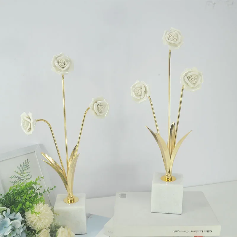 

White Rose Golden Flower Ornaments Marble Base Desk Decoration Creative Bouquet Flower Crafts Statue Room Aesthetics Decor