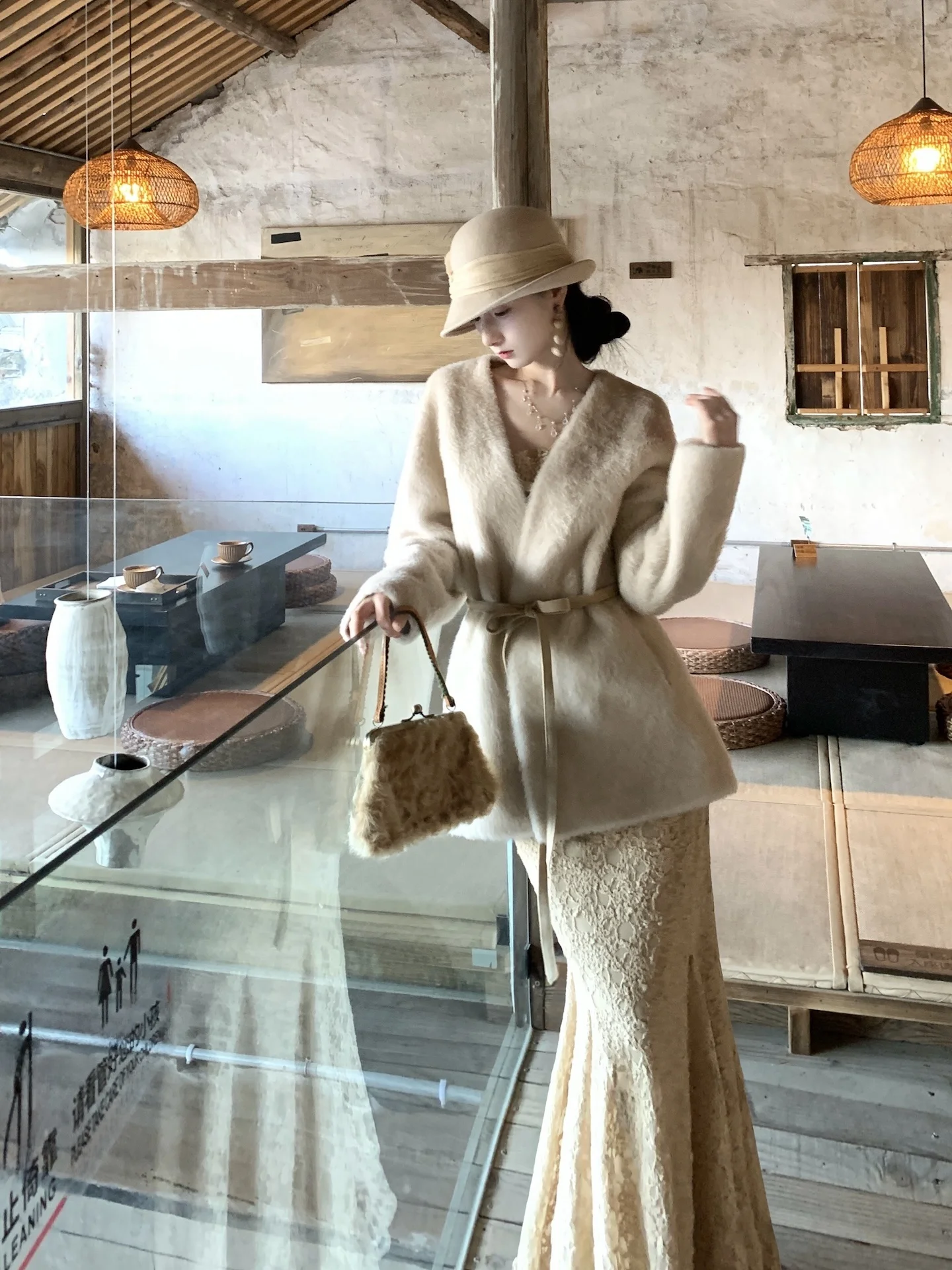 

Ele Simple Waist-Cinching Full Wool Cosite Leather Coat Jaet Walkink Ode to Joy Long Sve Regular Length Coat