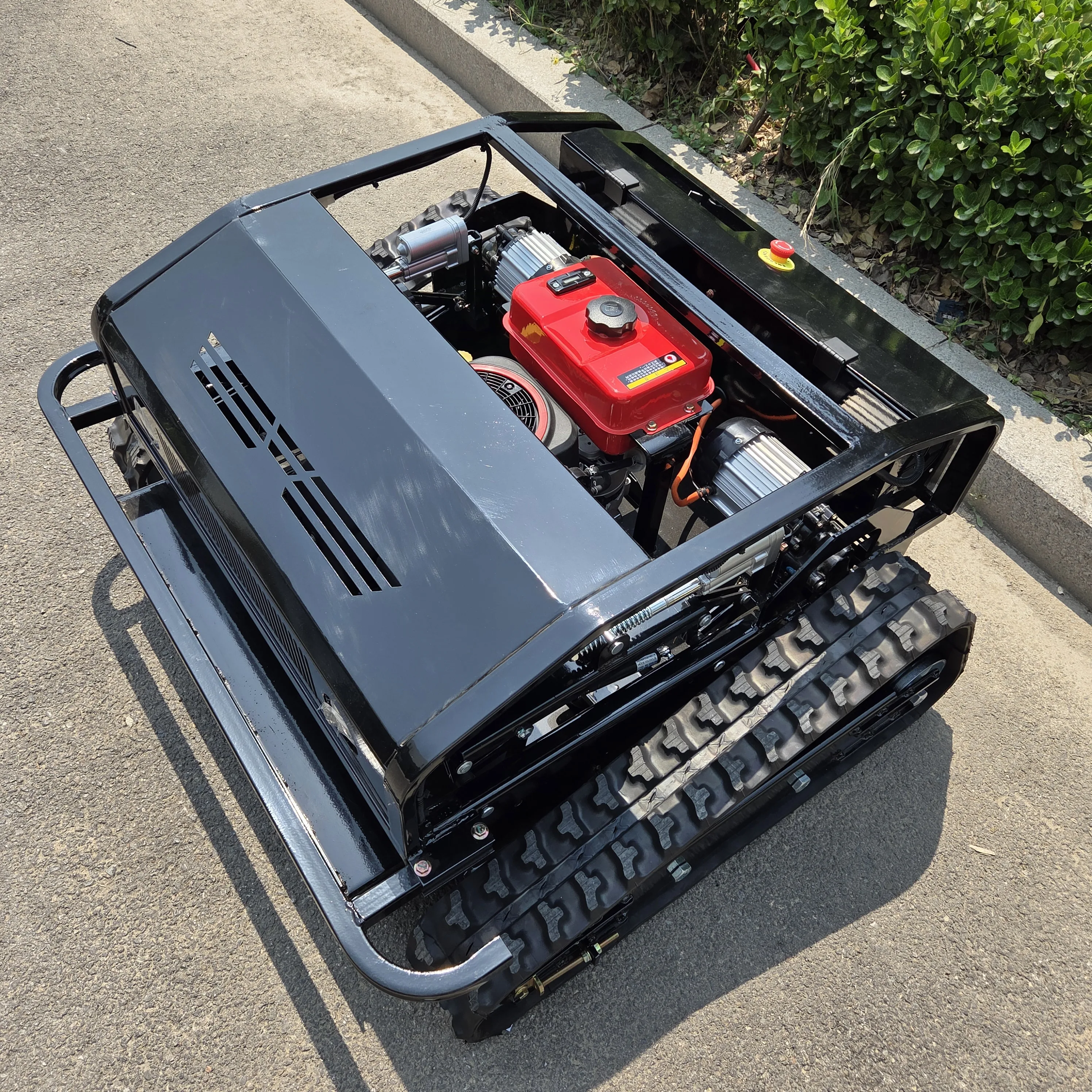 เครื่องมือตัดหญ้าภูเขา! รองรับแรงม้า 23 อัน 50 °   Slope Land reclamation Crawler รีโมทคอนโทรลเครื่องตัดหญ้า ZERO TURN การปรับแต่ง