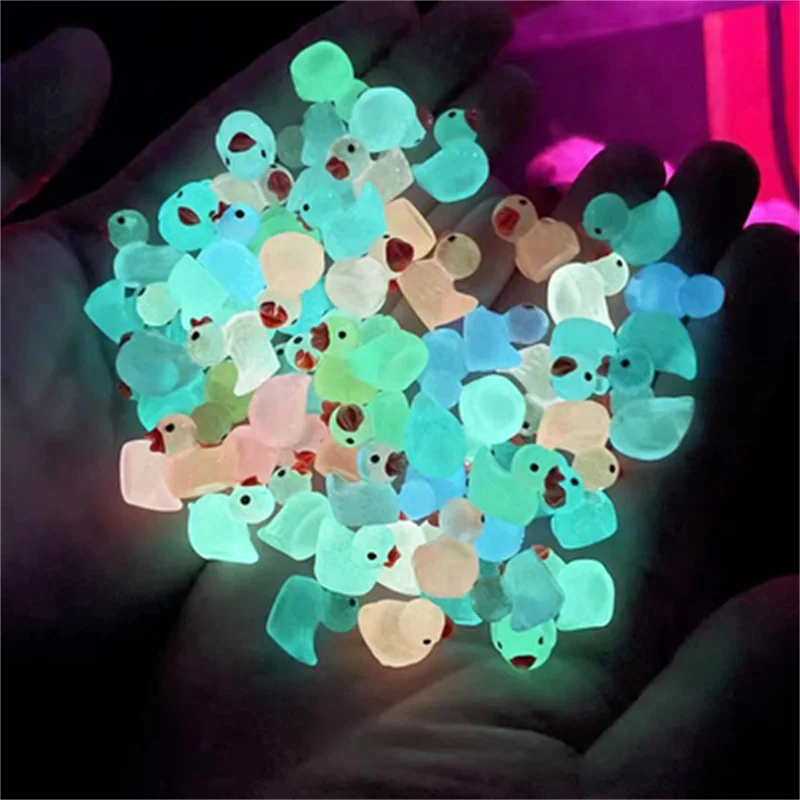 100PCS Luminous Mini Ducks Moss Microlandscape Miniature Duck Figurines Fairy Garden Accessories Home Decor Glow in The Dark