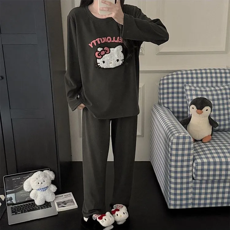 

Женский бархатный пуловер Hello Kitty 2025 Dralon, пижамный комплект, осень-зима, вышитый мультфильм, уличная готовая домашняя одежда для дома