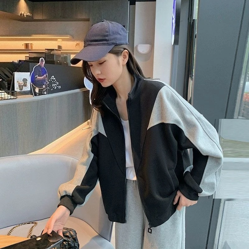 ​ 原宿系レディースベースボールジャケット 2025 ルーズカラーブロックフーディー 学生ジャケット コントラストデザイン トレンドストリートウェア