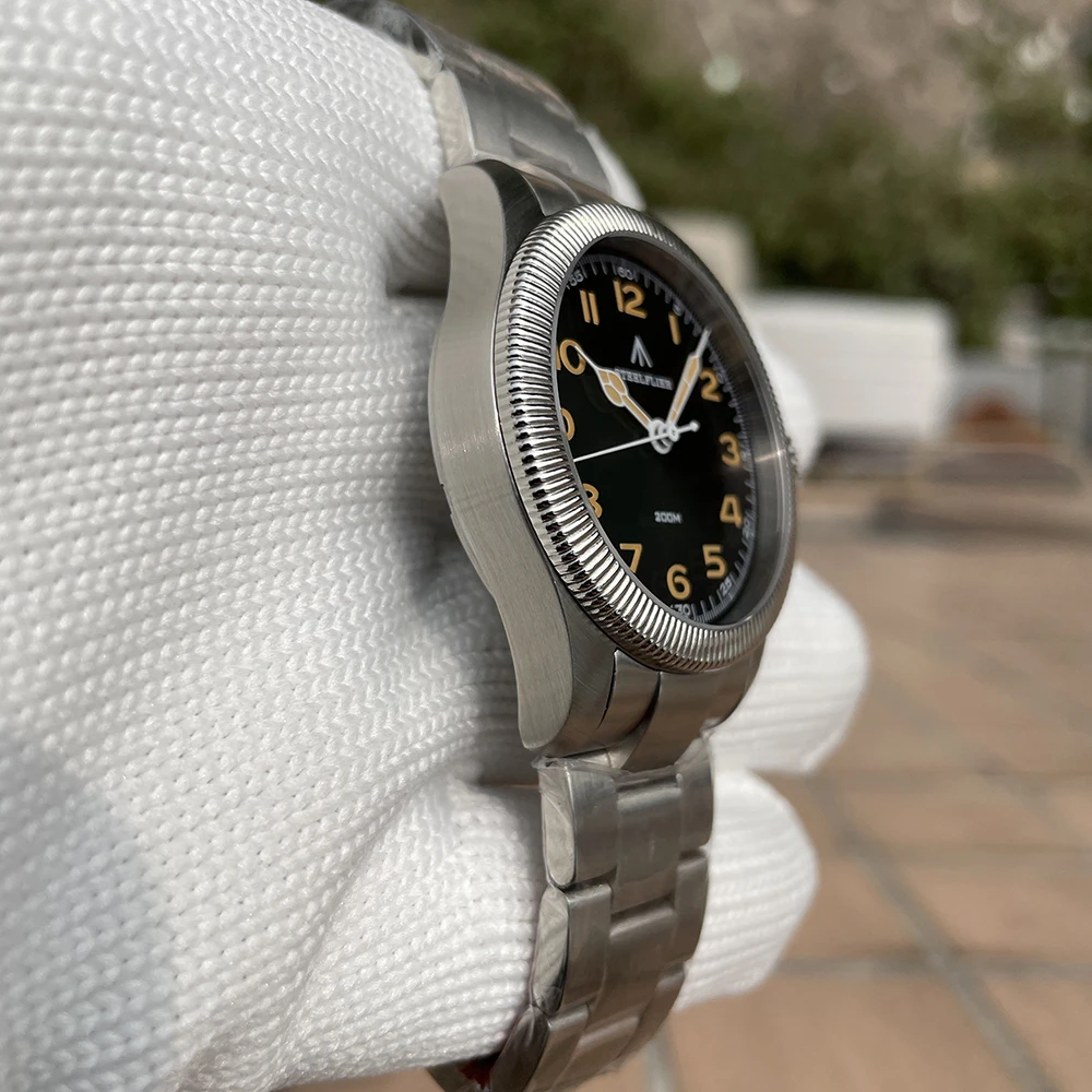 STEELFLIER Offizielle SF741 klassische Quarz-Armbanduhr, Souvenirs, Saphirspiegel, VH31, stumm, 200 m wasserdicht, luxuriöse Leuchtuhr – Detail 12