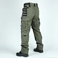 solo pantalones verdes