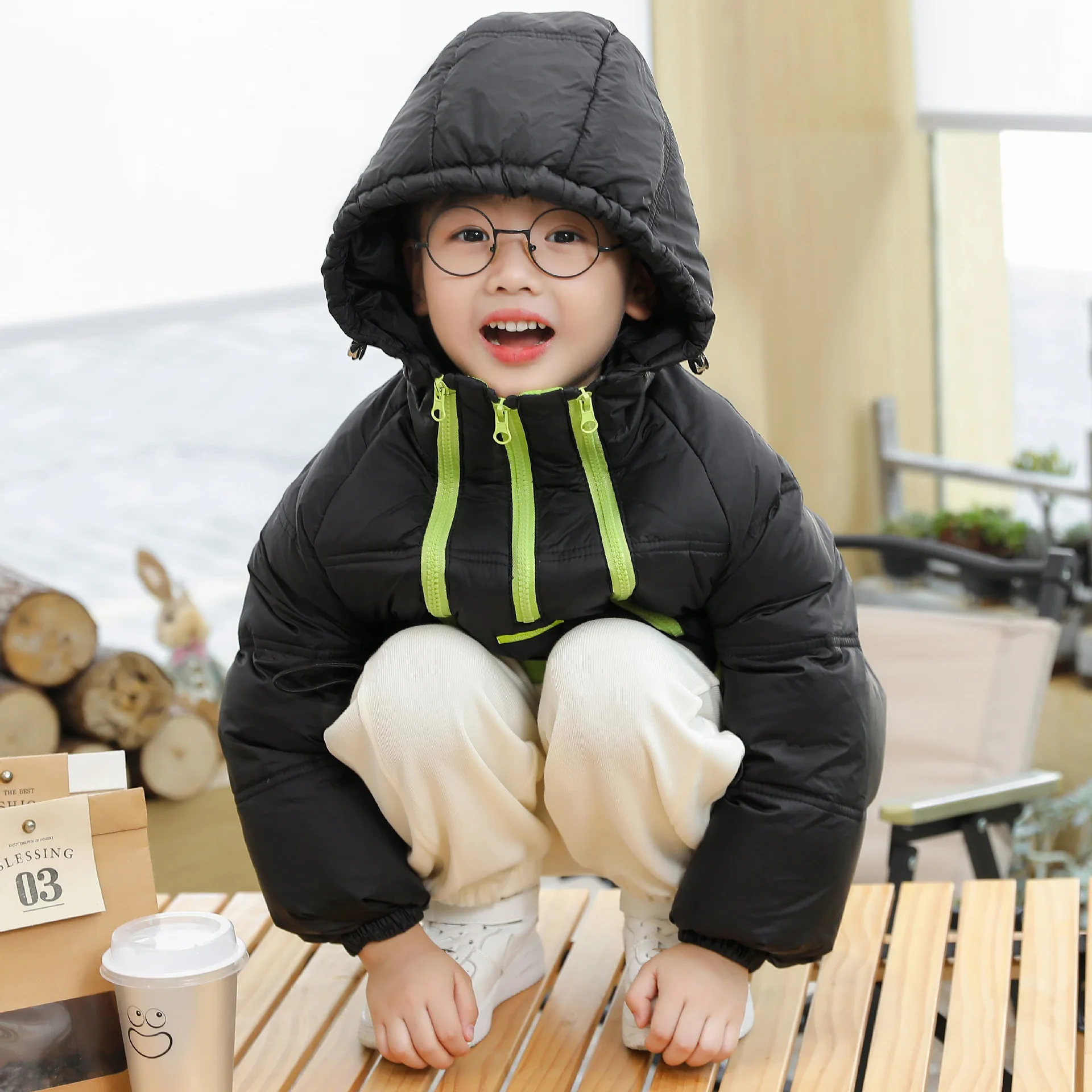 Winter new children's down jacket Korean version hooded baby warm children's clothing boys, girls, small and medium-sized childr