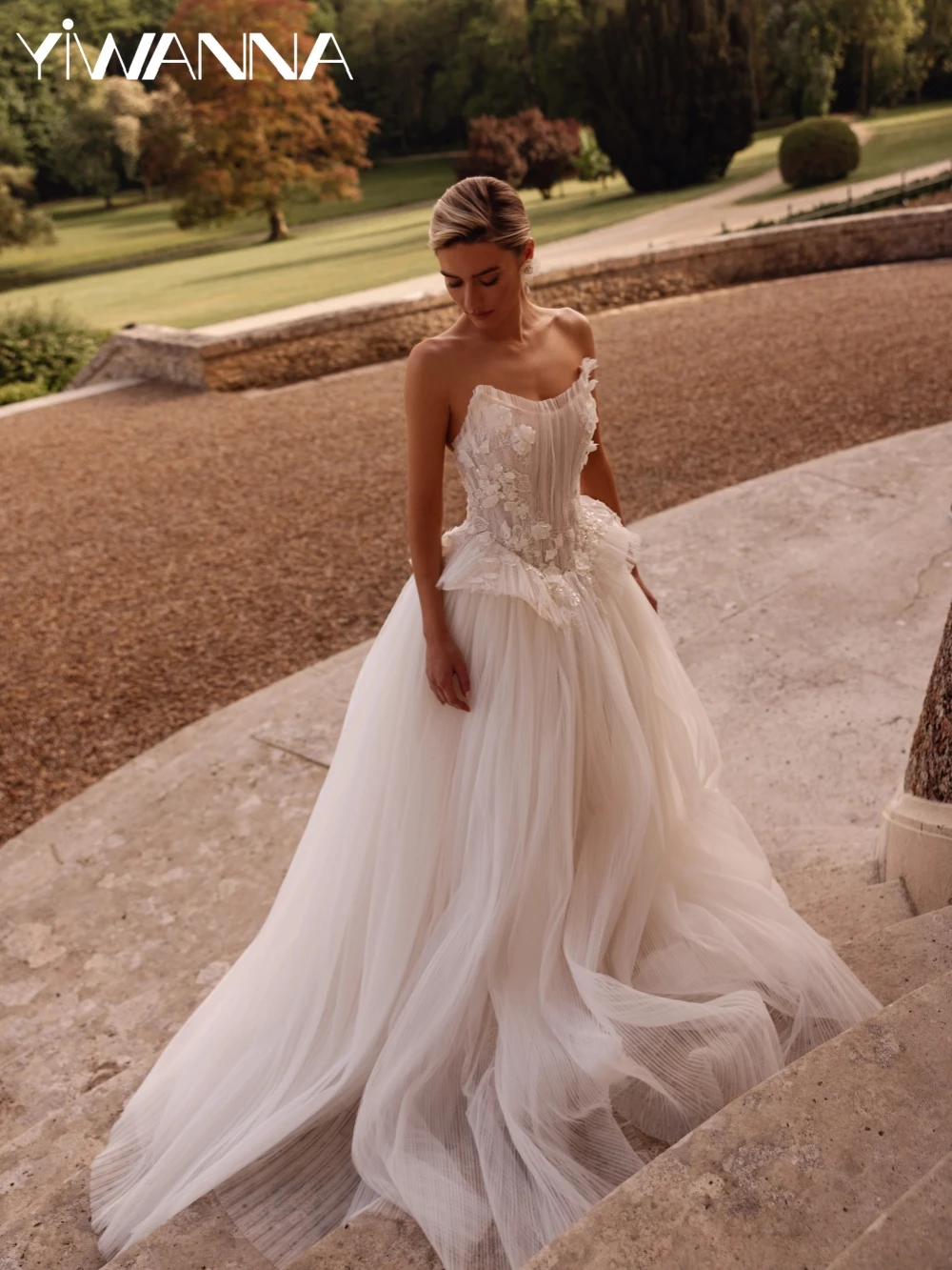 

Dazzling Beaded With 3D Flower Wedding Dress Graceful A-line Lace Long Bridal Gown Customized Dreamy Dresses For Bride