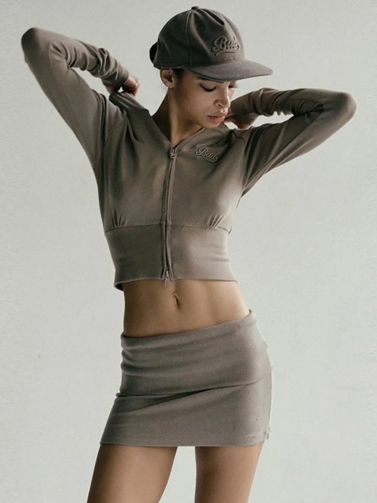 American Sle ort Hoodie Jaet Red Retro Spicy Girl 캐주얼 스포츠웨어 여성 의류 루즈핏 롱 Sve Commute