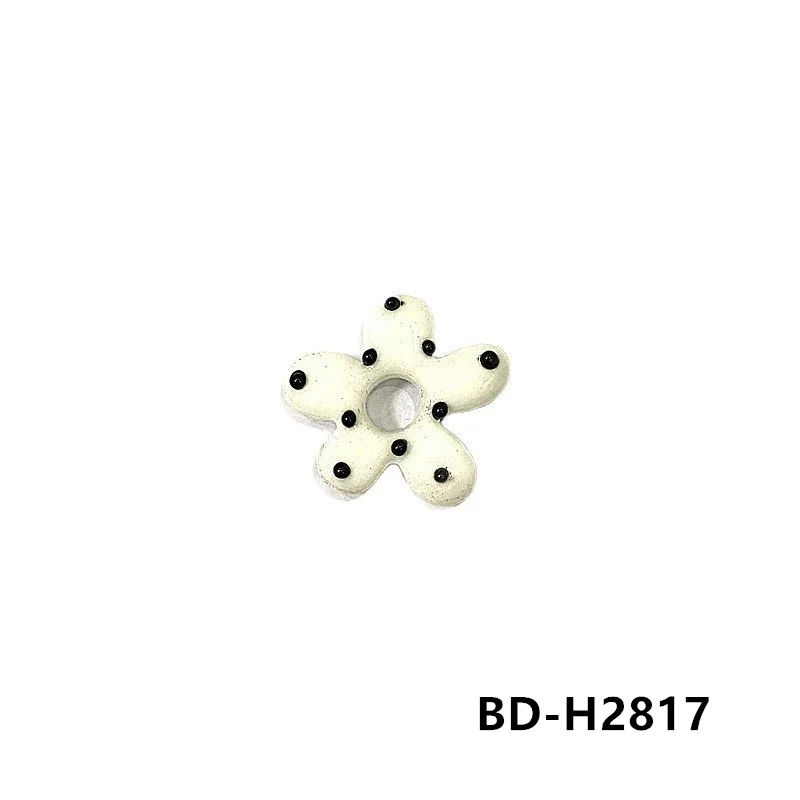2Stück Dopamine farbige hohle Blumen Glasperlen INS Mini Blumen Charm Anhänger DIY Handgemachte Schmuckzubehör Bastelzubehör für Handwerker Perfektes Feiertagsgeschenk zur Armbänder Halsketten Herstellung – Detail 20