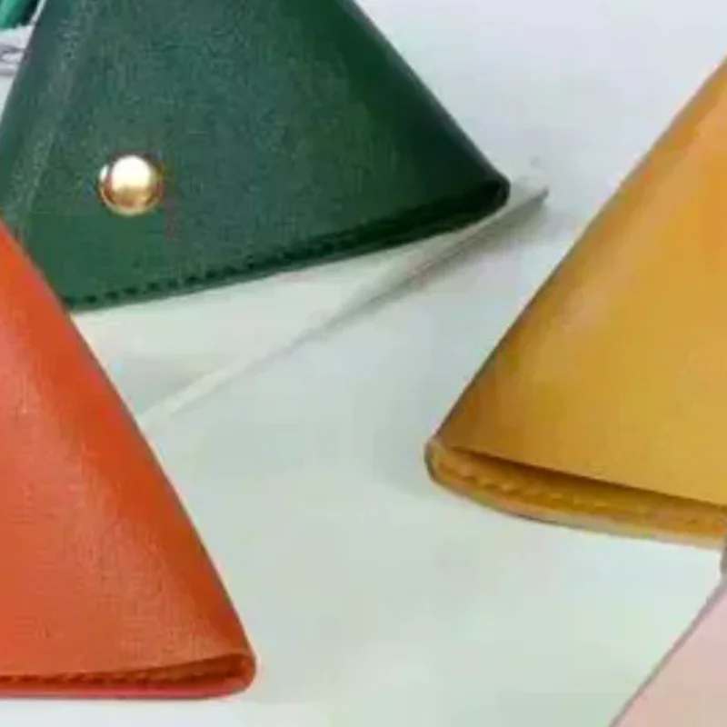 Sac de rangement portable pour pièces de monnaie et billets, nouveau portefeuille triangulaire en cuir avec boucle, petit et mignon porte-monnaie pendentif