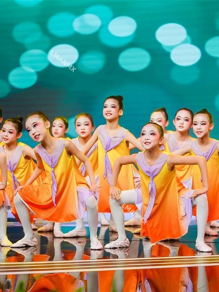 Children's choir costumes, performance costumes, modern dance dresses for primary and secondary school students