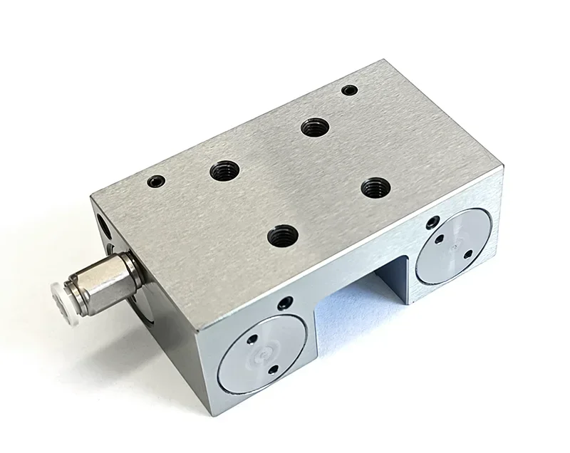 

CNC linear guideway and blocks running clamper stopper control block movement pneumatic normally open type GH25QK