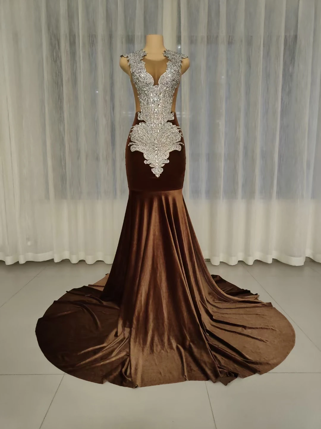 Women Brown Velvet Sexy See Through Shiny Diamonds Evening Dresses Women Elegant Dazzling Party Dress Prom Mermaid Dress Kongque