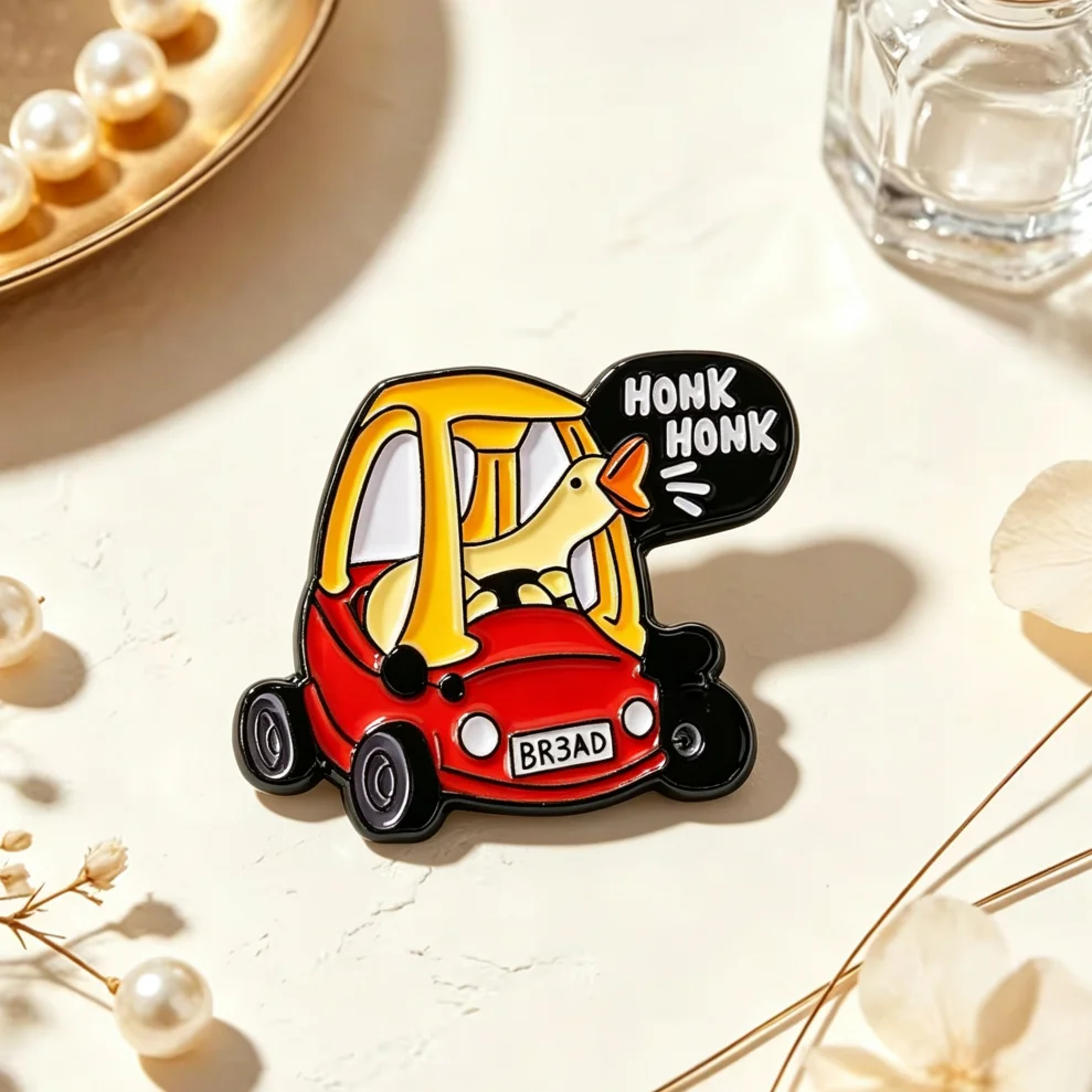 Cute Duck Driving Car Enamel Lapel Pin Honk Honk Slogan Metal Badge Cartoon Animal Backpack Coat Decor Funny Accessory Gift