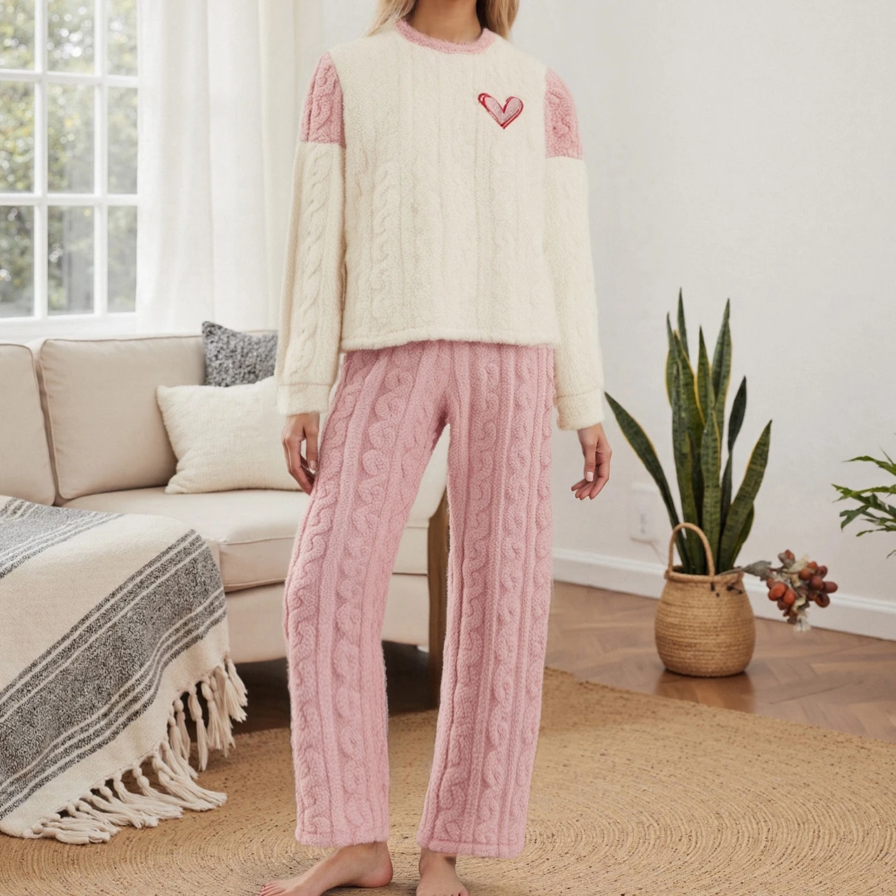 

Women's Valentine's Day Lounge Set Long Sleeve O Neck Heart Embroidery Patchwork Jacquard Tops Pants Fuzzy Sleepwear