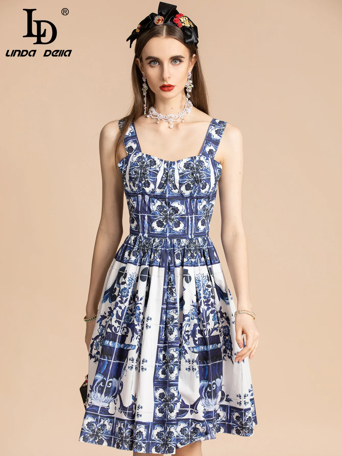 

LD LINDA DELLA Fashion Designer Summer Cotton Dress Women Spaghetti Strap Blue and White Porcelain Printing Vacation Knee Dress