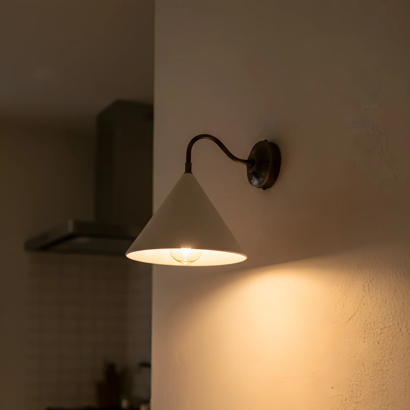 Retro Bronze White Tapered Wall Lamp Simple Bedroom Bedside Lamp All Copper Living Room Background Lamp Interior Decoration Lamp