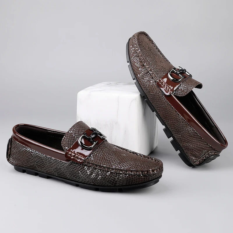 

Men New Luxury Snake Skin Pattern Design Loafer Shoes Comfortable Casual Slip on Flats Soft Sole Driving Fashionable Bean Shoes