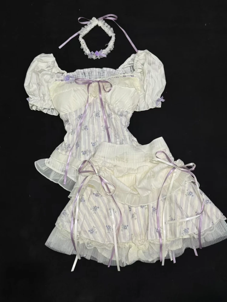 

2025 France New Fashion Short Sleeve Suit Women Design Sweet Square Neck Tops Female + High-waist Bow Print Short Skirt Outfits