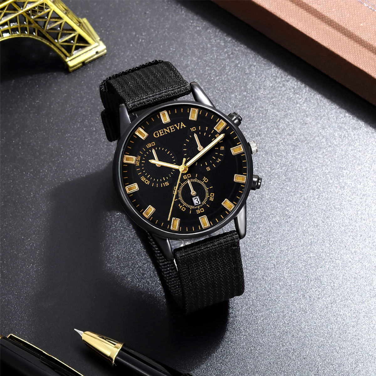 New 4PCS Leisure Business Three Eyes Roman Digital Calendar Pointer Canvas Strap Quartz Watch Luxury Leather Bracelet Set