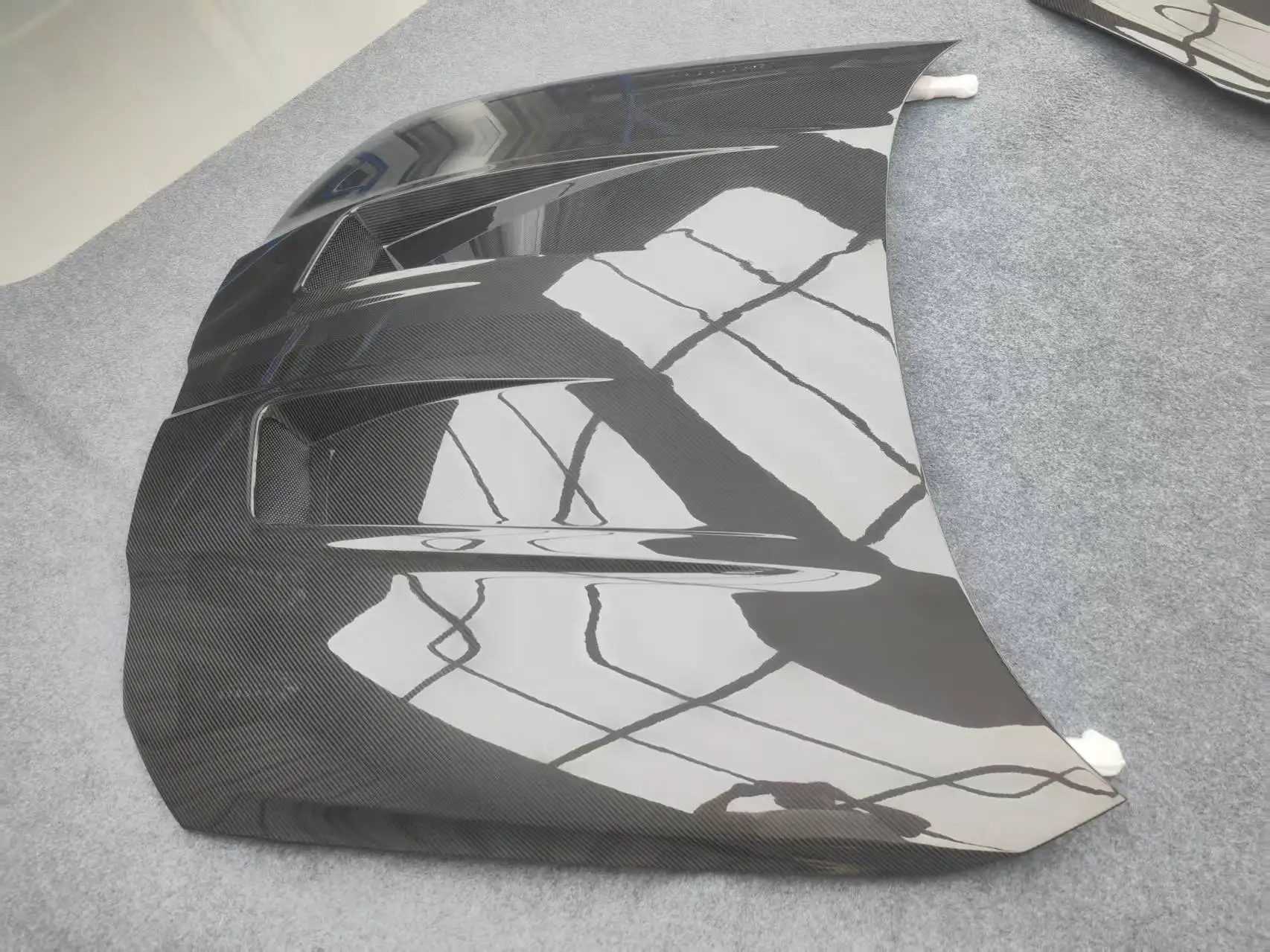 High Quality Dry Carbon Fiber N Style Dry Carbon Fiber Hood Cover for M3 G80 M4 G82 G83 Engine Bonnet Bodykit 3