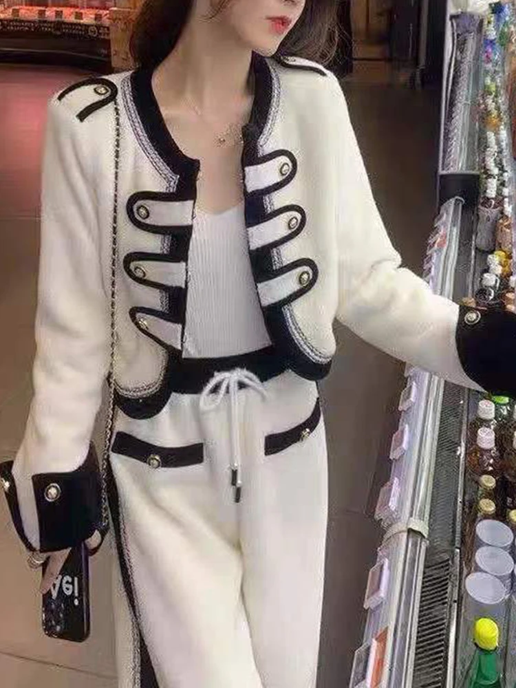 

Женская осень 2024, новая утягивающая однобортная короткая куртка + утягивающие расклешенные брюки, элитный модный комплект из двух предметов