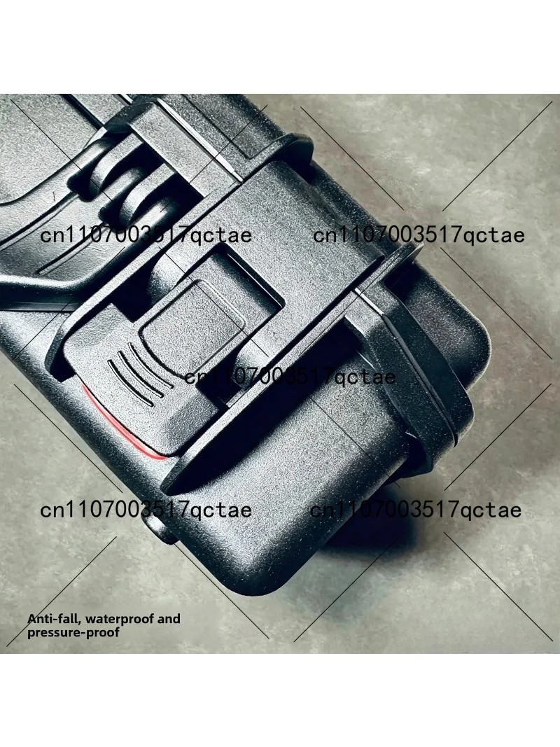 AMSaudio GT5000 Wireless Microphone System with Handheld, Lavalier & Carrying Case