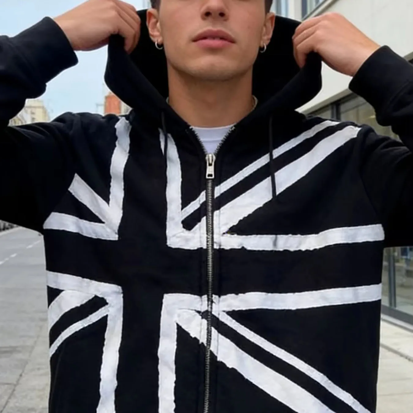 2026 New Long Sleeve Zipper Personalized Pattern Hoodie with Black and White Stripe Design Punk Street Trendy Sweatshirt