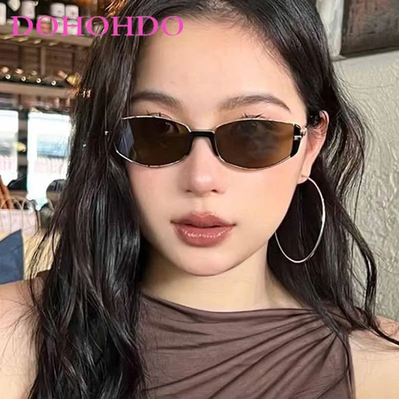 

Fashion Trend Rectangle Metal Frame Sunglasses Men Women Luxury Brand Vintage Personality Travel Small Frame Sunglasses UV400