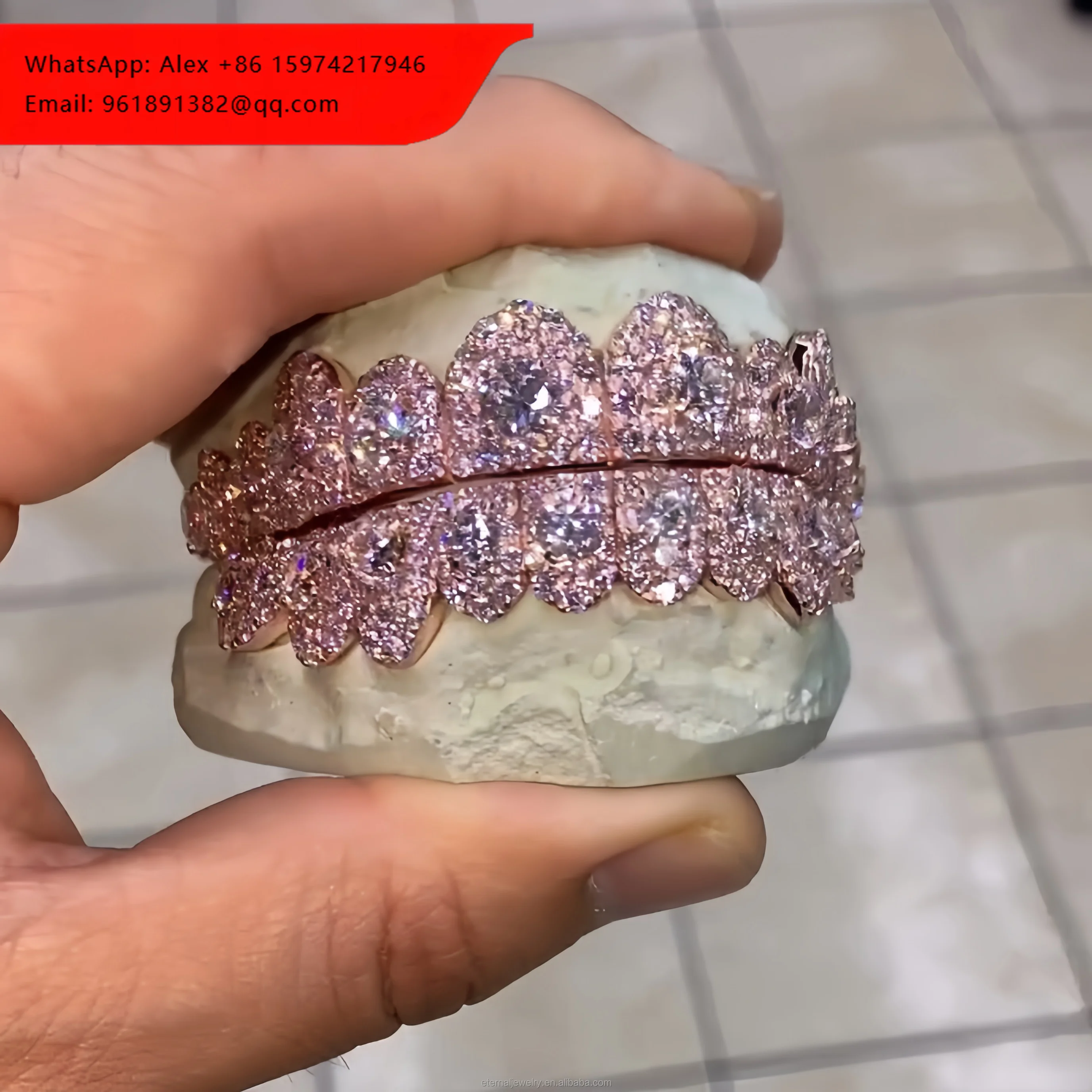 

Customized Flawless Big Stones S925 Silver 10K Solid Gold D VVS Moissanite Lab Diamond 100% Passed Diamond Tester Teeth Grillz