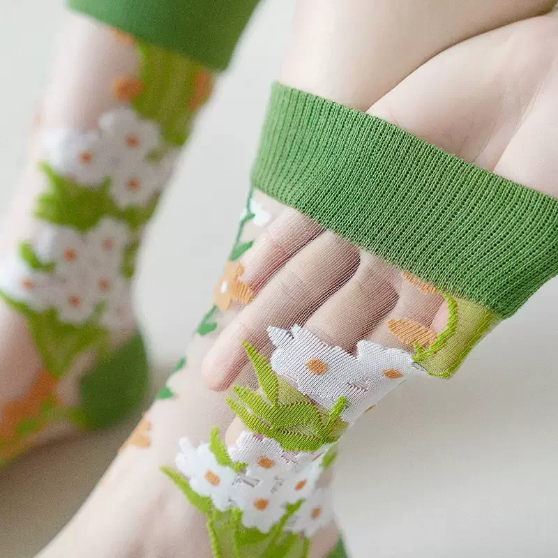 Summer Women Socks Floral Embroidery Ultra-thin Transparent Crystal Silk Socks Women Harajuku Vintage Elastic Nylon Long Socks