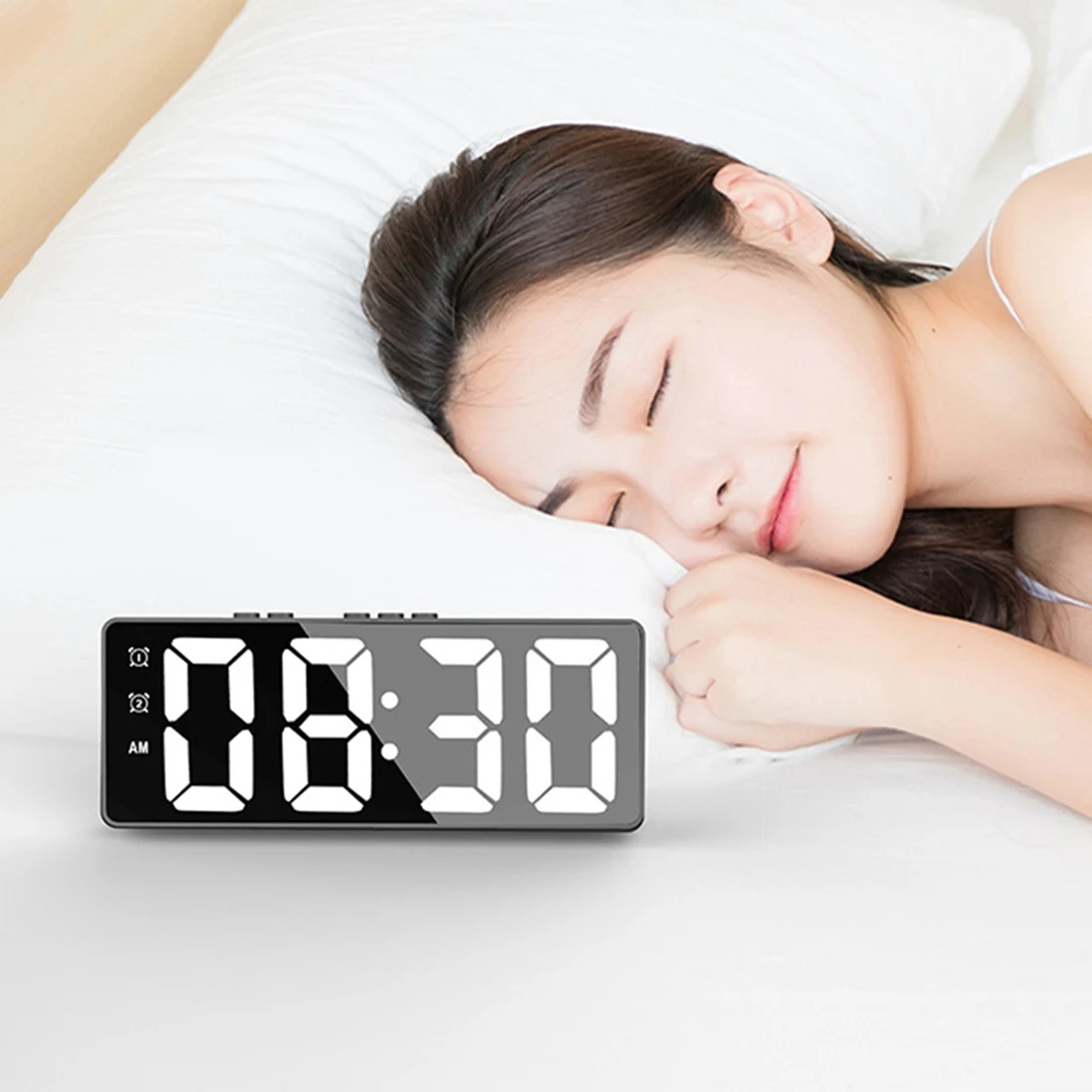 Digitaler Wecker (mit Batterie betrieben) oder USB-Tisch uhr Snooze Night Mode 12/24h elektronische LED-Uhren schwarz