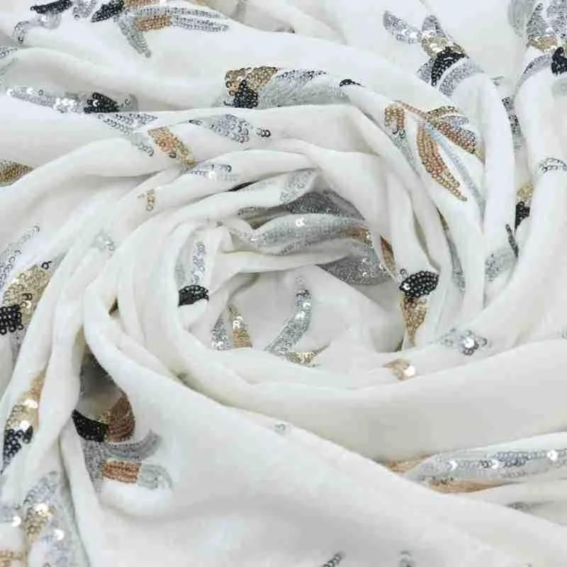 Biały trójwymiarowy kwiatowy haft z cekinami na jedwabiu, georgette, aksamit, materiał na suknię ślubną, odzież wieczorowa, odzież damska.