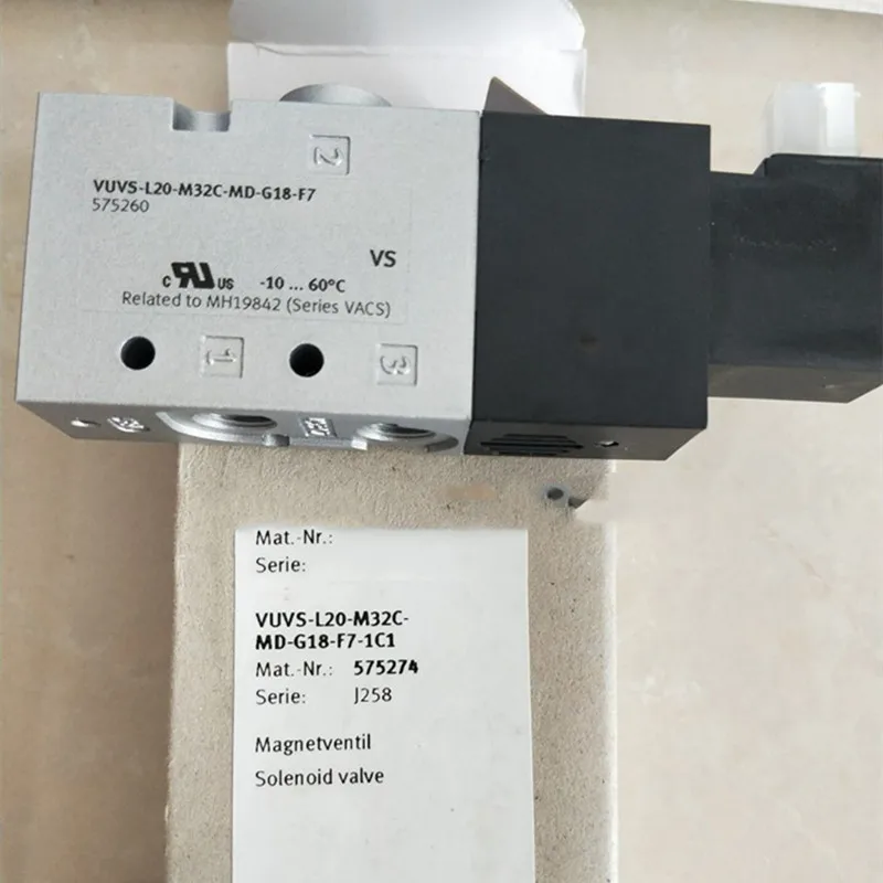 

Festo VUVS-L20-M32C-MD-G18-F7 575260 solenoid valve