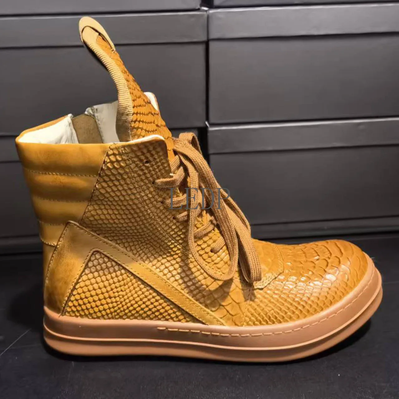 

Кожаные высокие кроссовки Ro Snake Pattern для мужчин и женщин, роскошные дизайнерские ботинки на молнии со шнуровкой, желтые модные уличные туфли AA