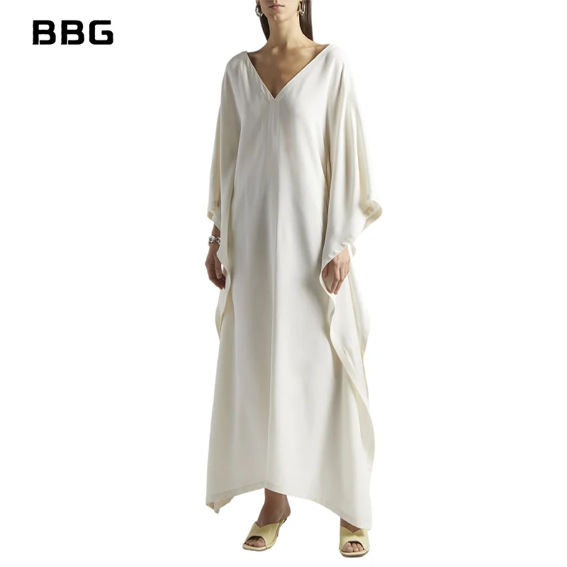 

2022 White Solid Bikini Cover-ups Sexy V-neck 3/4 Sleeve Backless Hollow Out Long Kaftan Beach Dress Women's Beachwear Cover Up