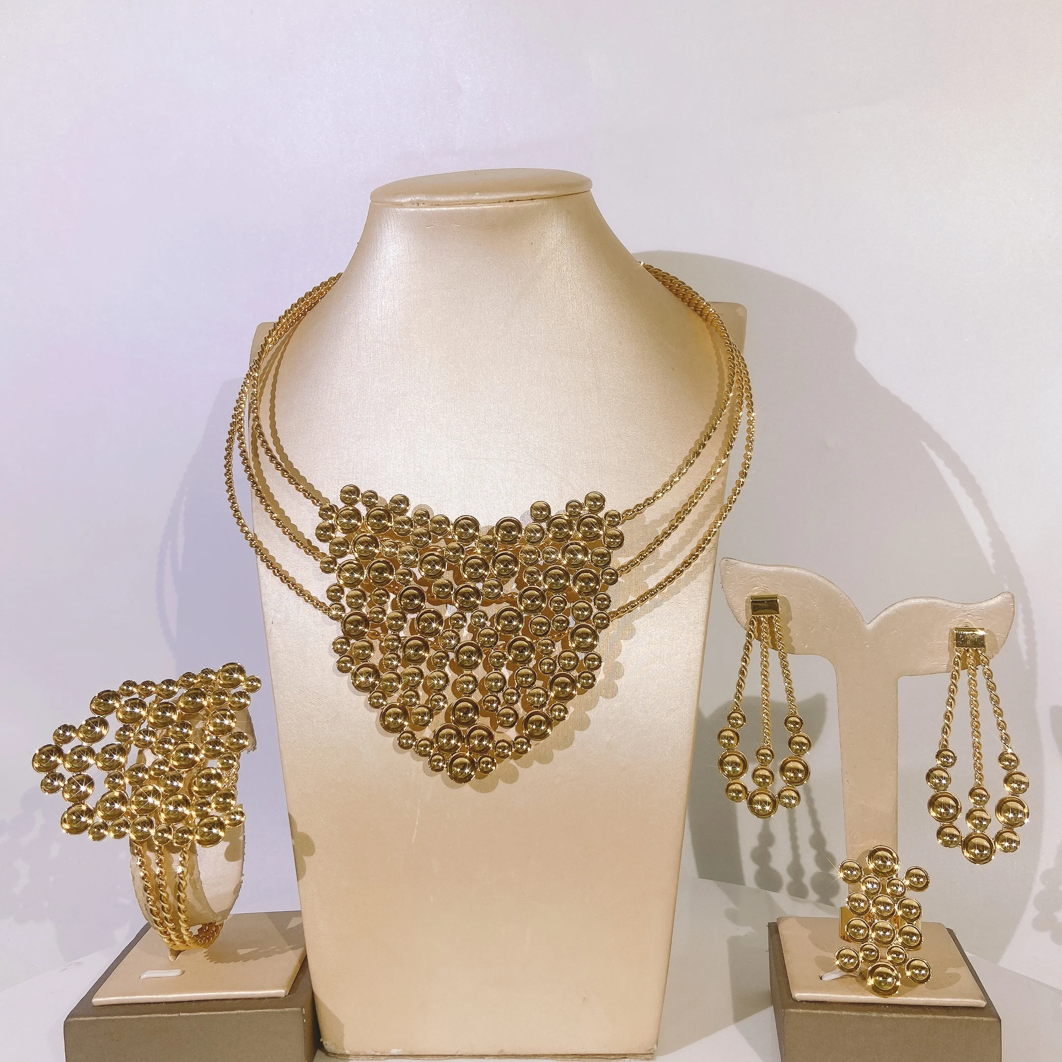 Yulaili Gold Plated Brazilian Jewelry for Women Light Weight Jewelry Beads Pendant Necklace Clip Earring Party Accessories H3008