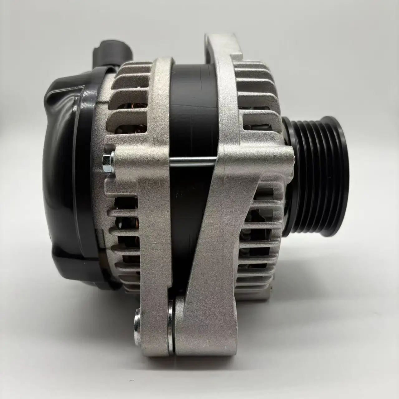 

Alternator 104210-1240 12V 100A 6 Grooves 4 Pins High Quality Copper Coil