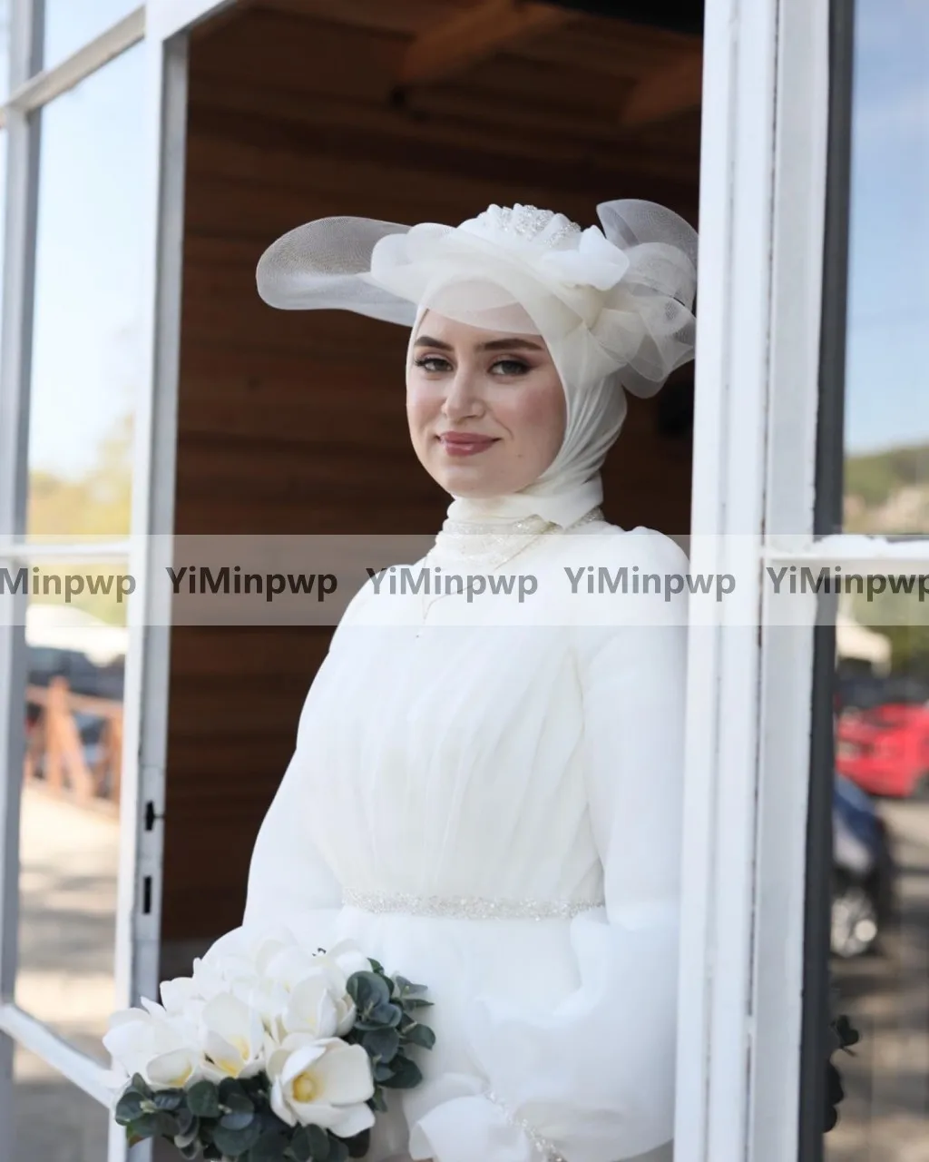 Gaun pengantin muslimah ผ้าโปร่งบางสำหรับฮิญาบเจ้าสาวเสื้อคอยาวสูงมีสายรัดประดับด้วยลูกปัดเข็มขัดสำหรับเจ้าสาวในสวน