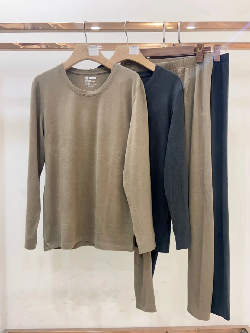 暖かさインナーウェアセット女性用ラウンドネックフリース裏地薄いベルベット弾性ベースレイヤー秋と冬用のサーマル下着