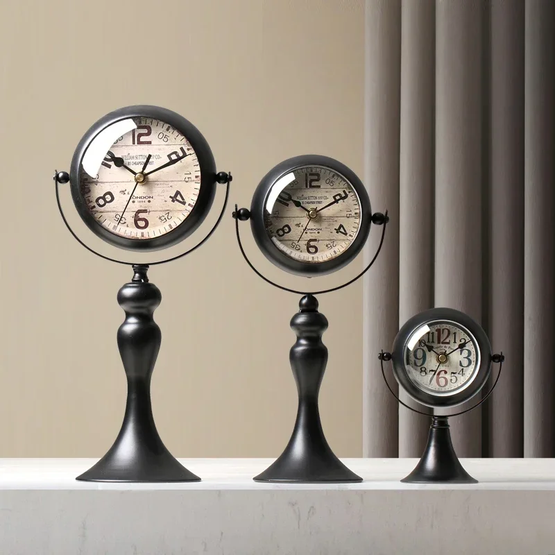 

Light luxury wrought iron silent clock ornament, living room entrance decoration clock