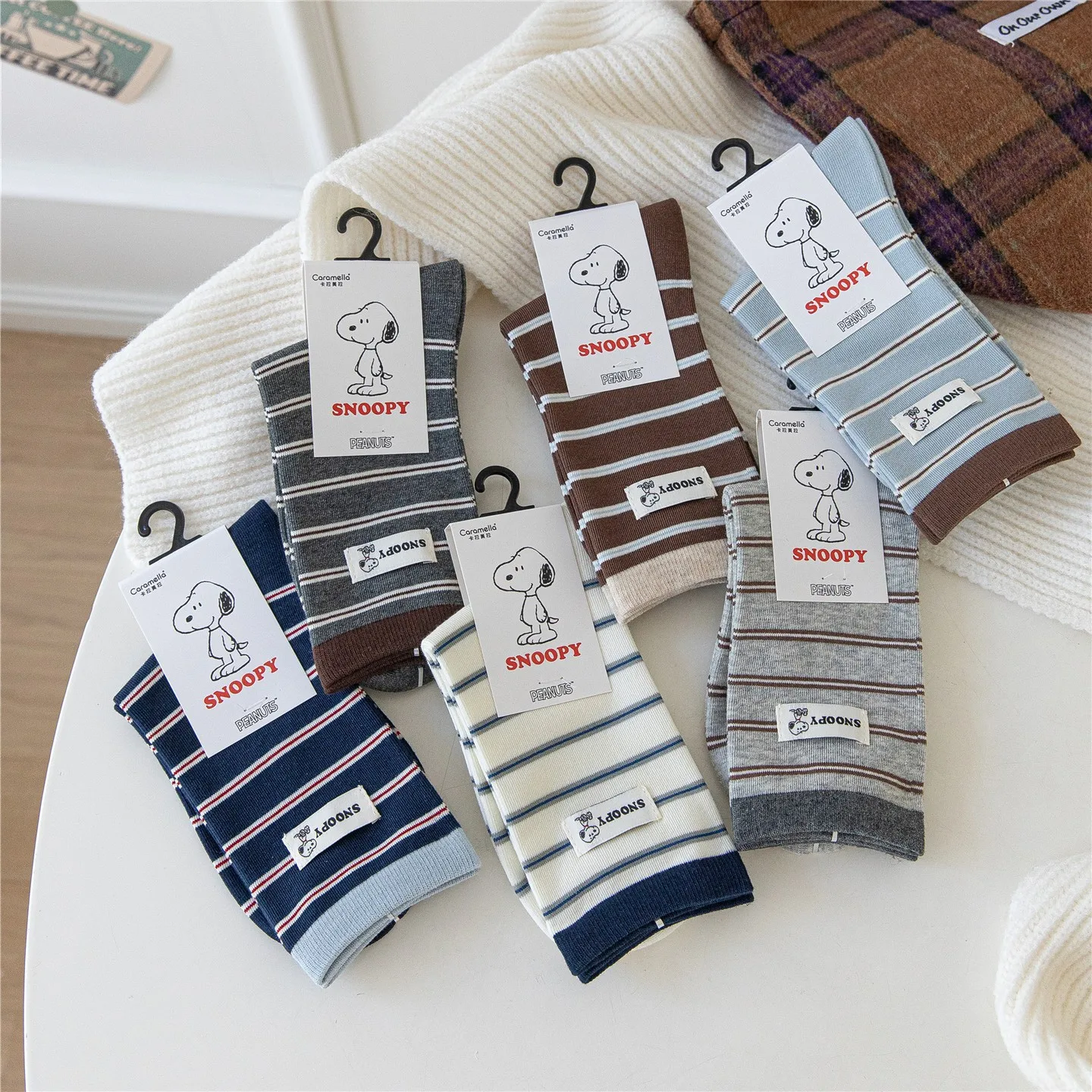 

1/10 pairs For Snoopy medium socks Kawaii versatile Combed cotton warm autumn and winter men's and women's adult socks gifts