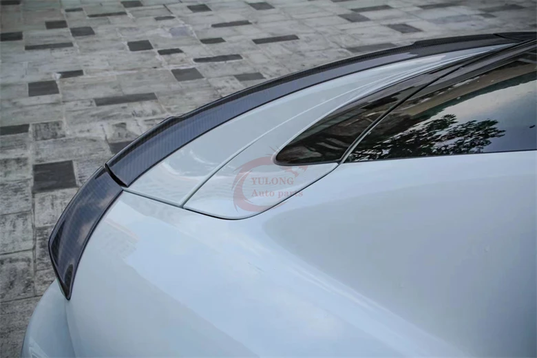 

Модернизированный задний спойлер из углеродного волокна в стиле PK для Porsche Taycan