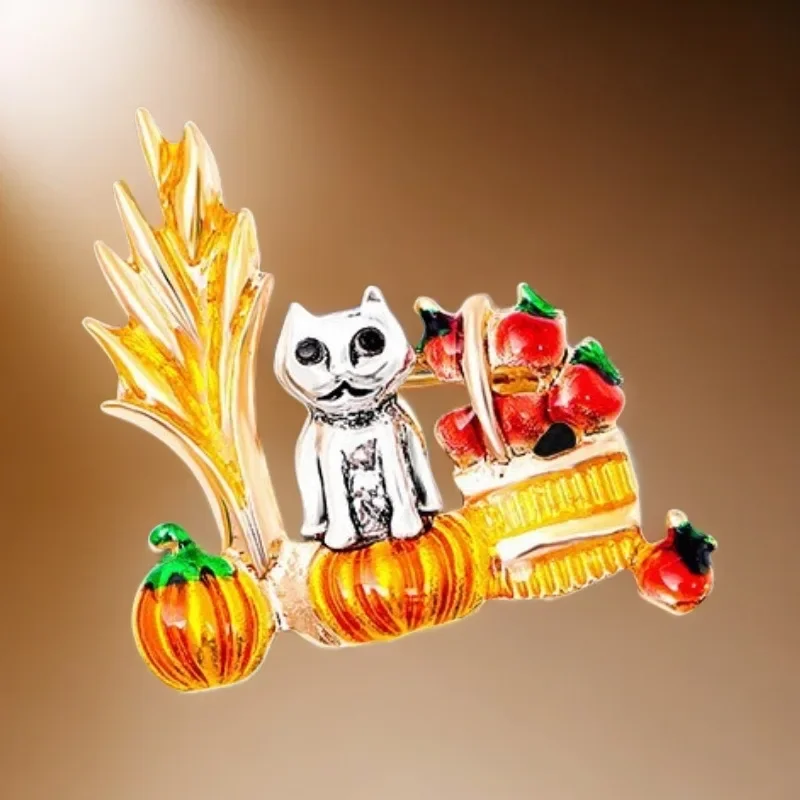 Halloween Oil Enamel Pearl Pumpkin Brooch Fashion Accessory for Women Creative Cardigan Button Decoration