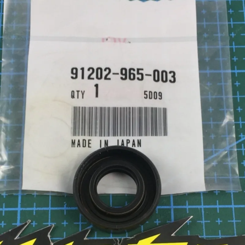 For Japan Original XR250 400 600 650L CB400SS Shift lever oil seal 91202-965-003