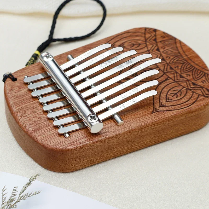 Tragbare 8-Tasten-Mini-Kalimba Finger Percussion Kalimba Holz Tastatur Percussion Instrument Weihnachtsgeschenke für Kinder Trainer